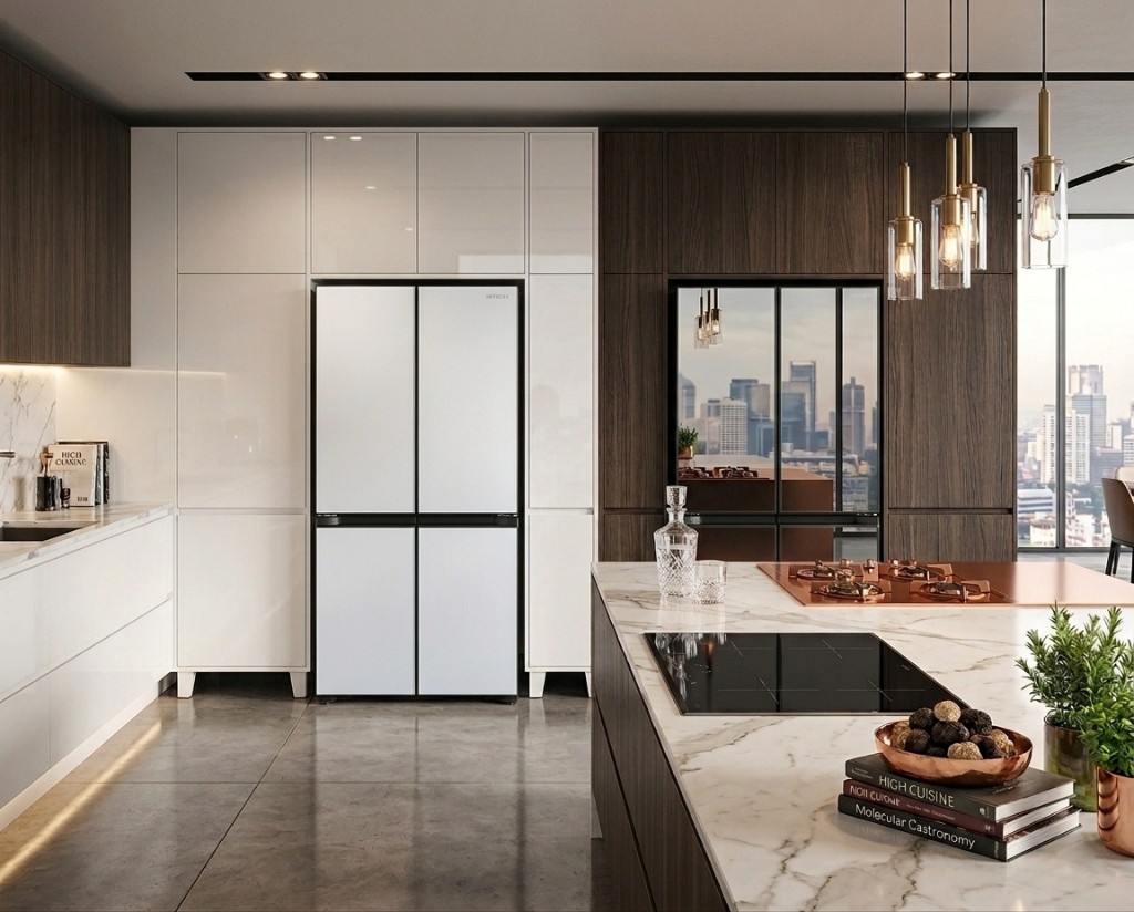 Witte Hitachi French door koelkast in een lichte keuken