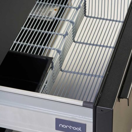Norcool ladekoelkast mat zwart met een lege onderlade