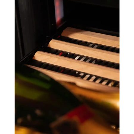 Produktfoto des PeVino Imperial Eco mit einer Kapazität von 96 Flaschen und 1 Temperaturzone