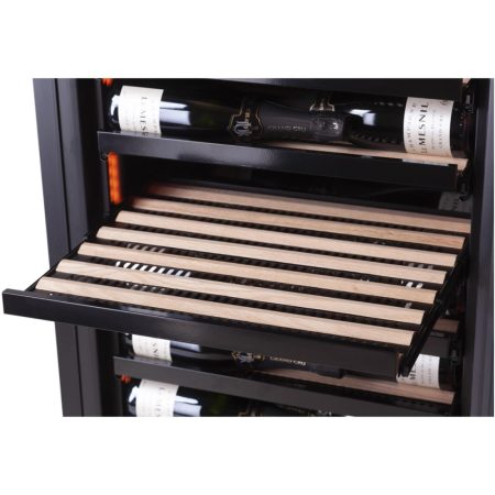 Produktfoto des PeVino Imperial Eco mit einer Kapazität von 96 Flaschen und 1 Temperaturzone